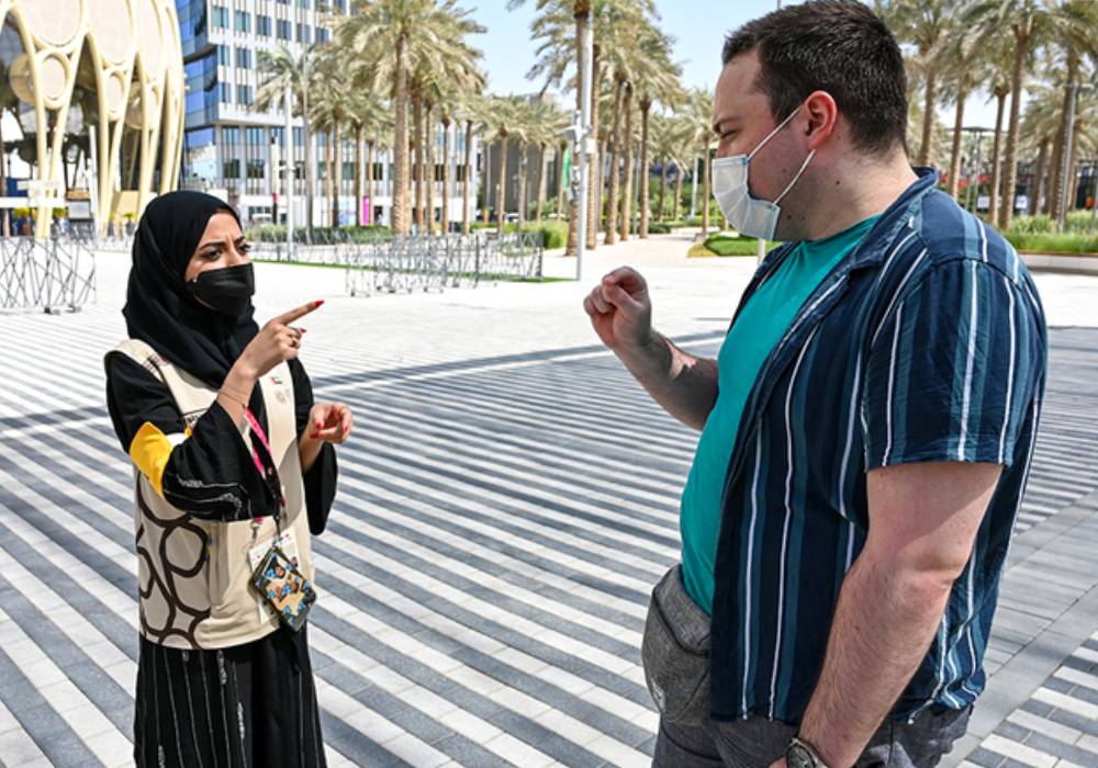 «عوشة» سفيرة الضيافة الإماراتية في «إكسبو 2020»